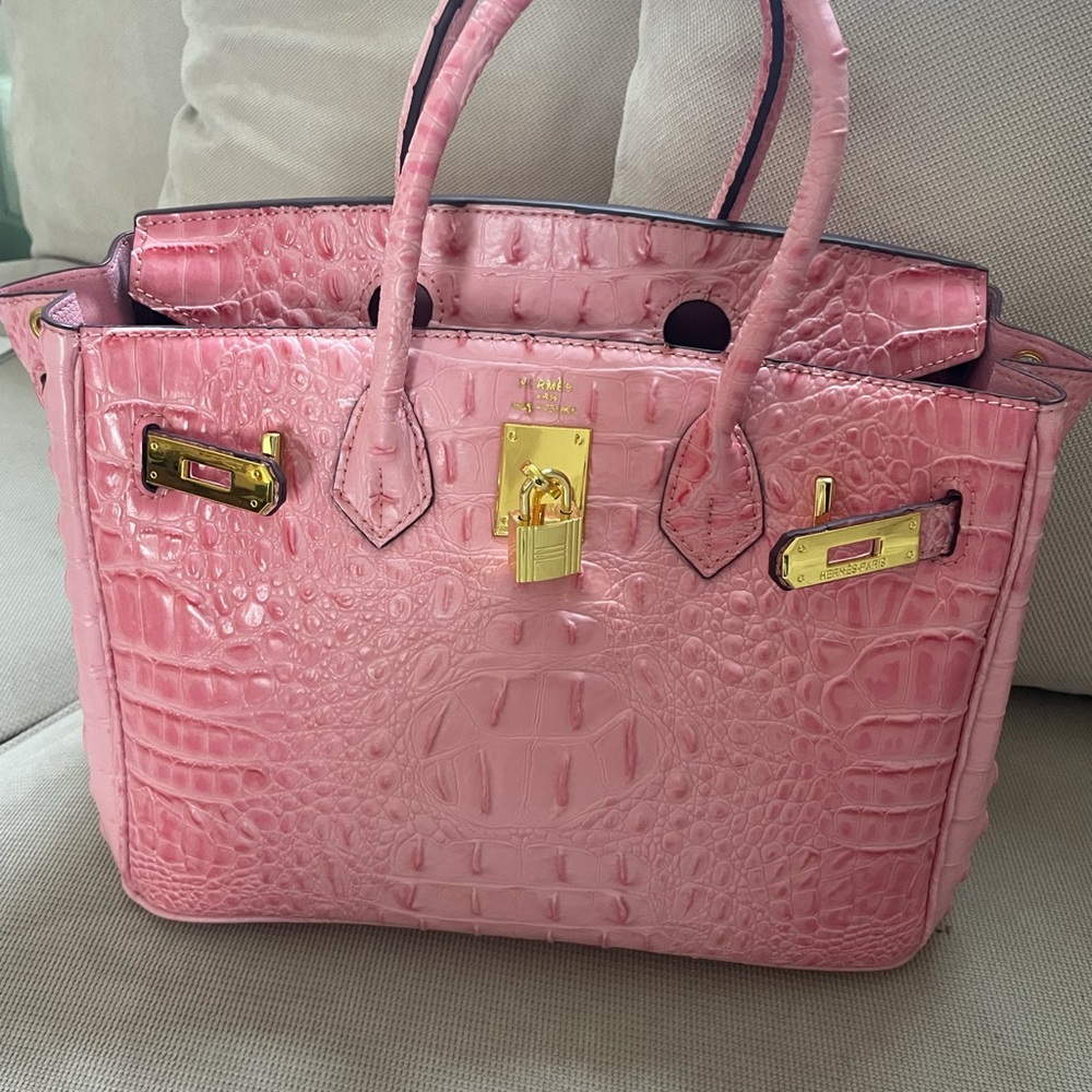 Handbag - Picture 9 of 10